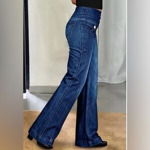 Flamingals Wash Seam Front High Rise Straight Leg Jeans Size Large NWT